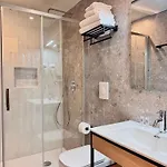 아파트 Honeycomb *