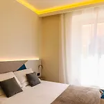 Honeycomb 아파트 *