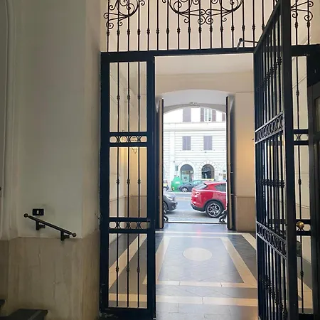Honeycomb Apartment Rome